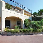 Lovely In With Wifi Holiday home