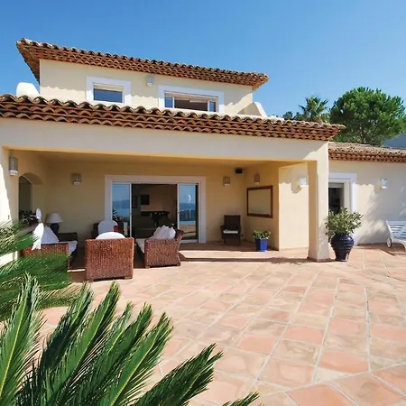 Casa vacanze Lovely In With Wifi